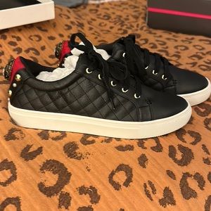 KURT GEIGER QUILTED LEATHER LUDO SNEAKER 8.5
